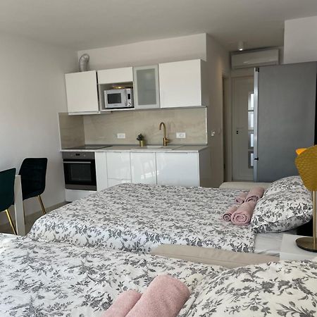 Apartment Vila ** Стиниця Екстер'єр фото